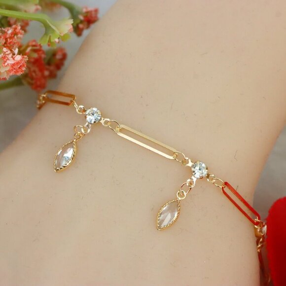 "New Beautiful Design Bracelet for Women/Girls, Gift, B822 - Picture 5 of 10